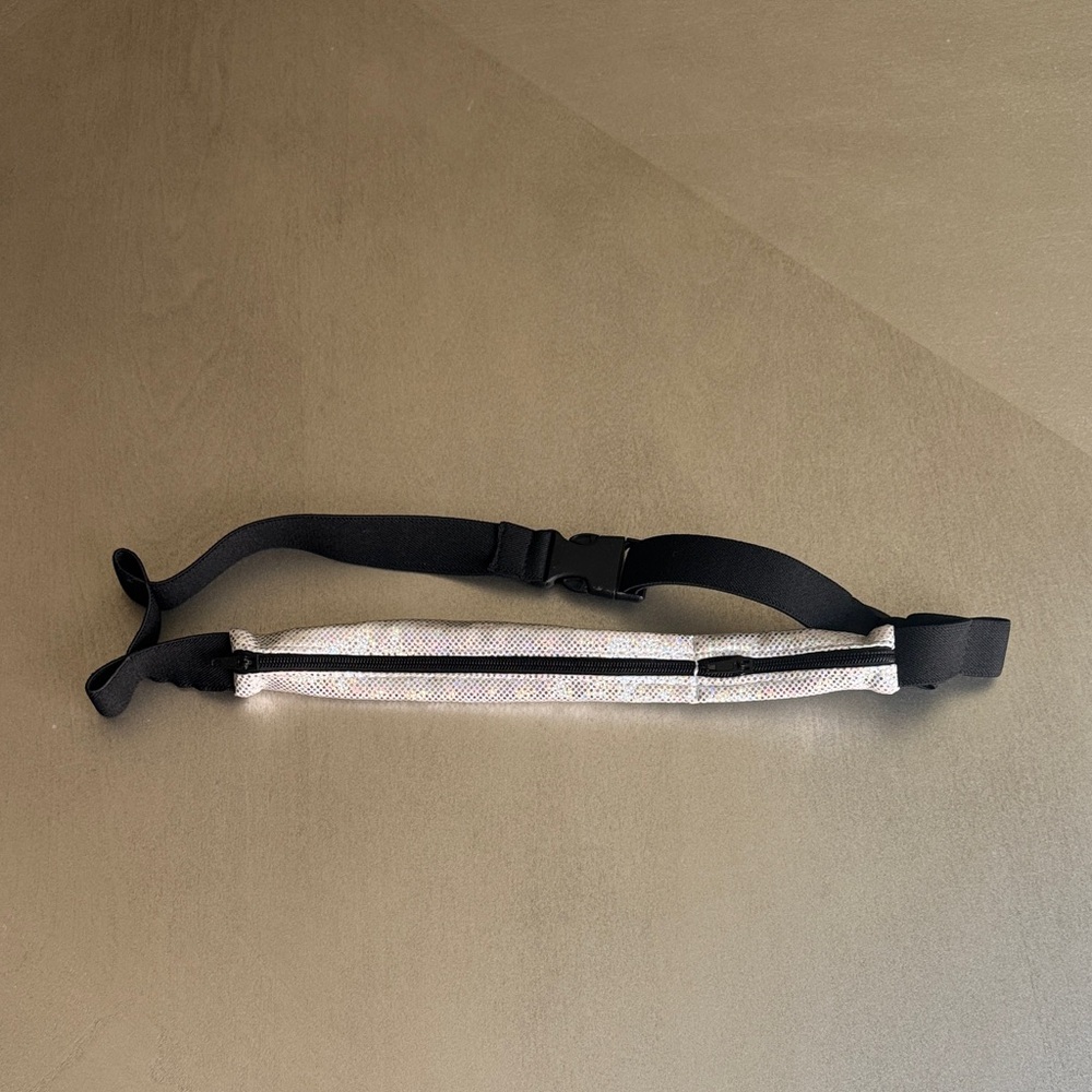 Silver and Black Adjustable Belt